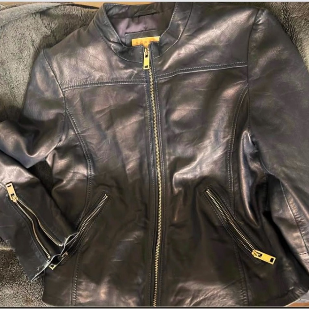 Esprit Genuine Leather Jacket Navy size 6 Small